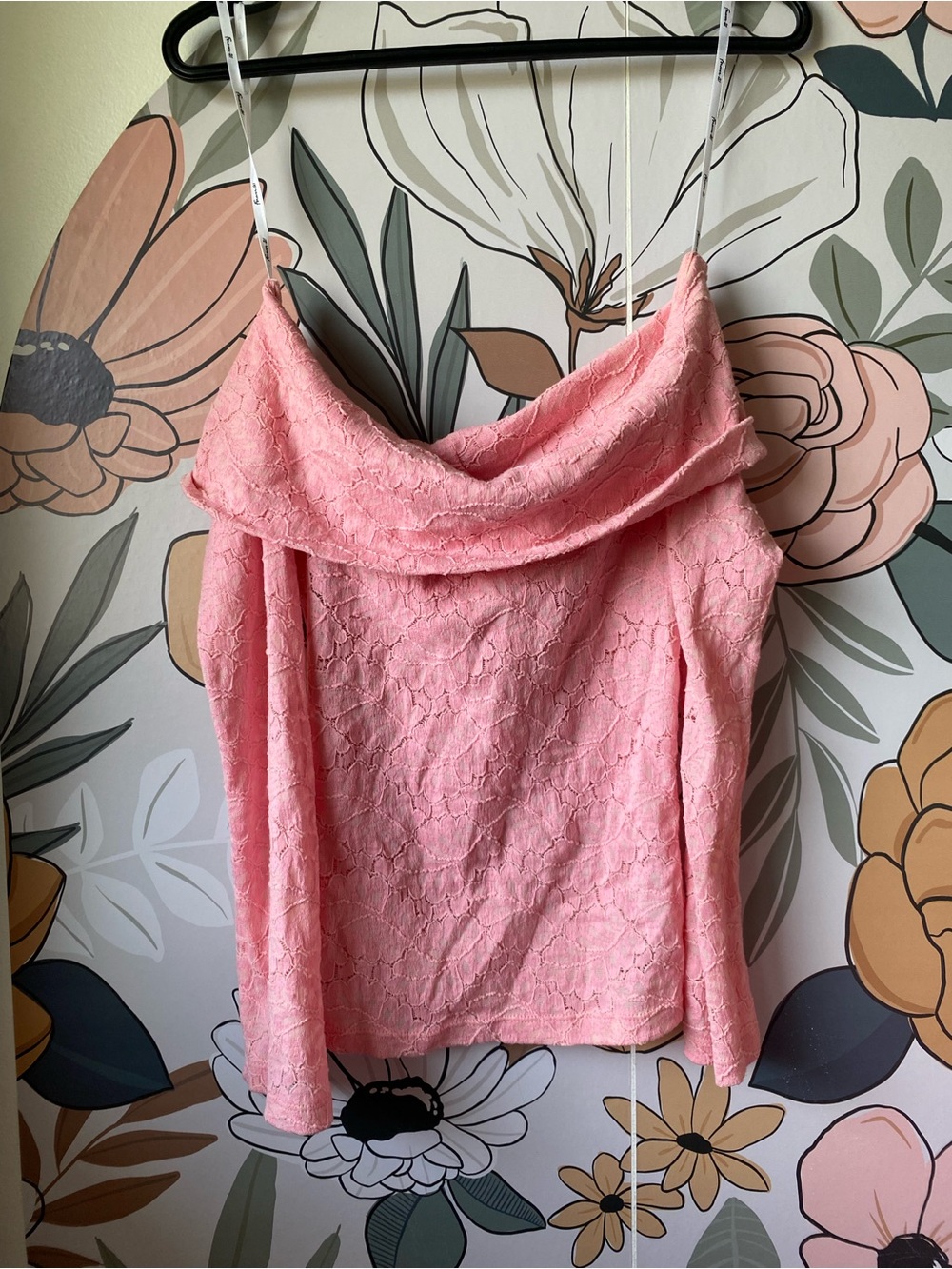 Women’s forever 21 off the shoulder top